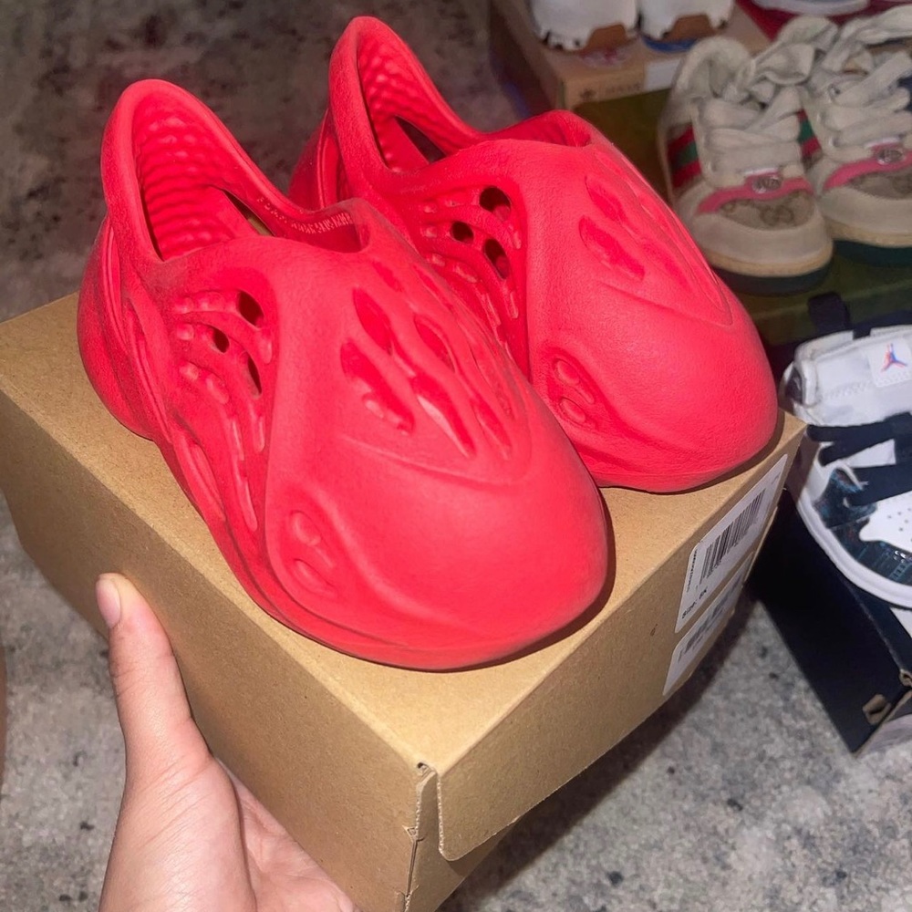 Yeezy foam runner